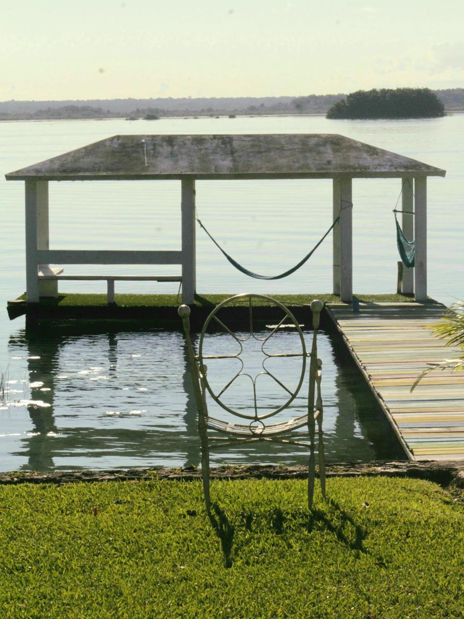 Tropic Bacalar Hotel Kültér fotó