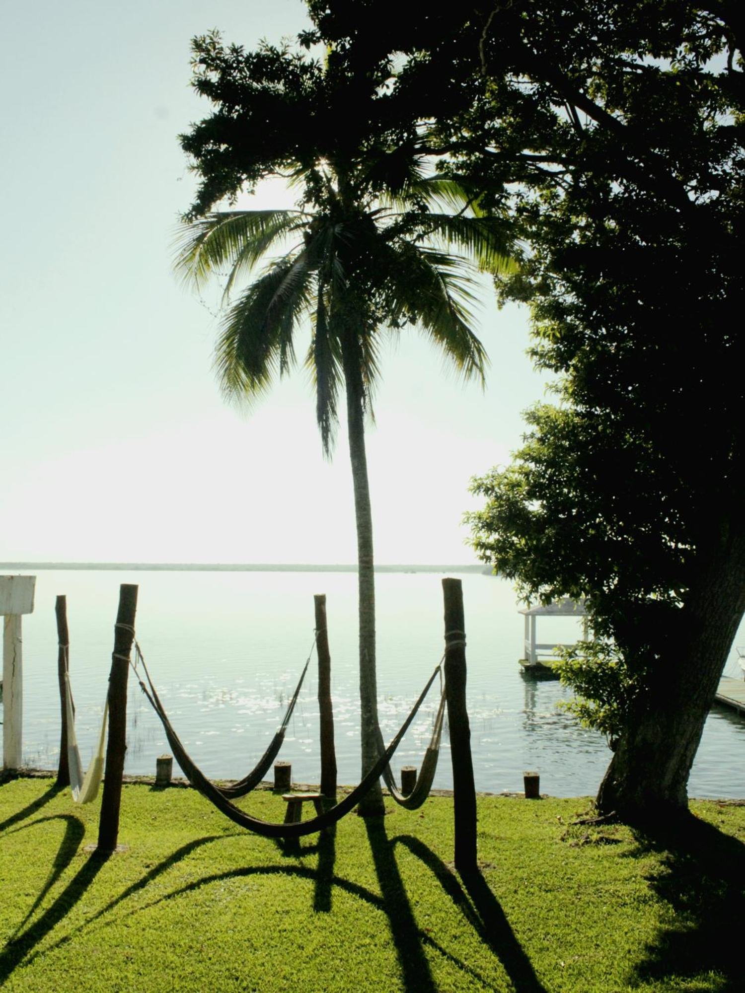 Tropic Bacalar Hotel Kültér fotó